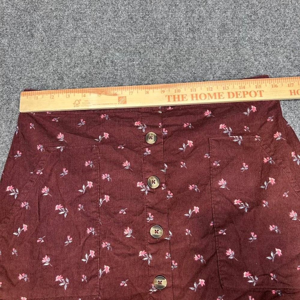 American Eagle burgundy corduroy floral mini skirt with button front Size Large - Picture 5 of 7